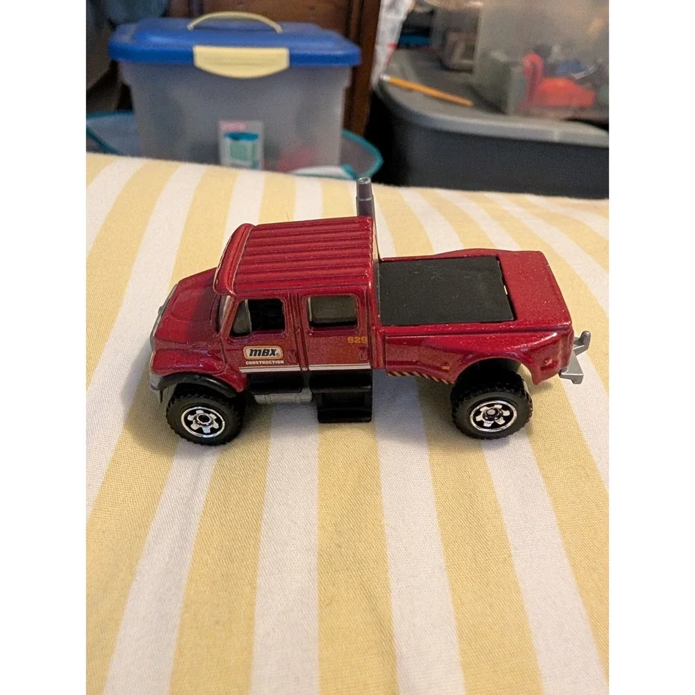 Matchbox Burnt Red International CXT Truck Multi Pack Loose 2015 MB986 1:89